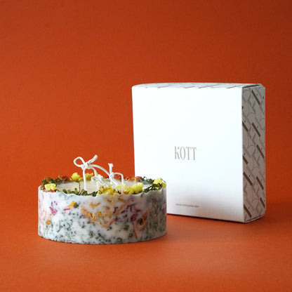 KOTT Botanical Candle | Amber | Gentle Glow